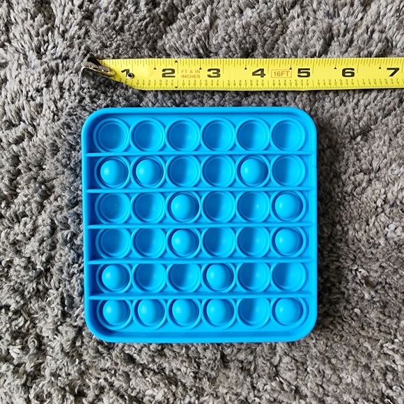 Pop it fidgets Purple Among Us and Blue square Set of 2 - Picture 9 of 10